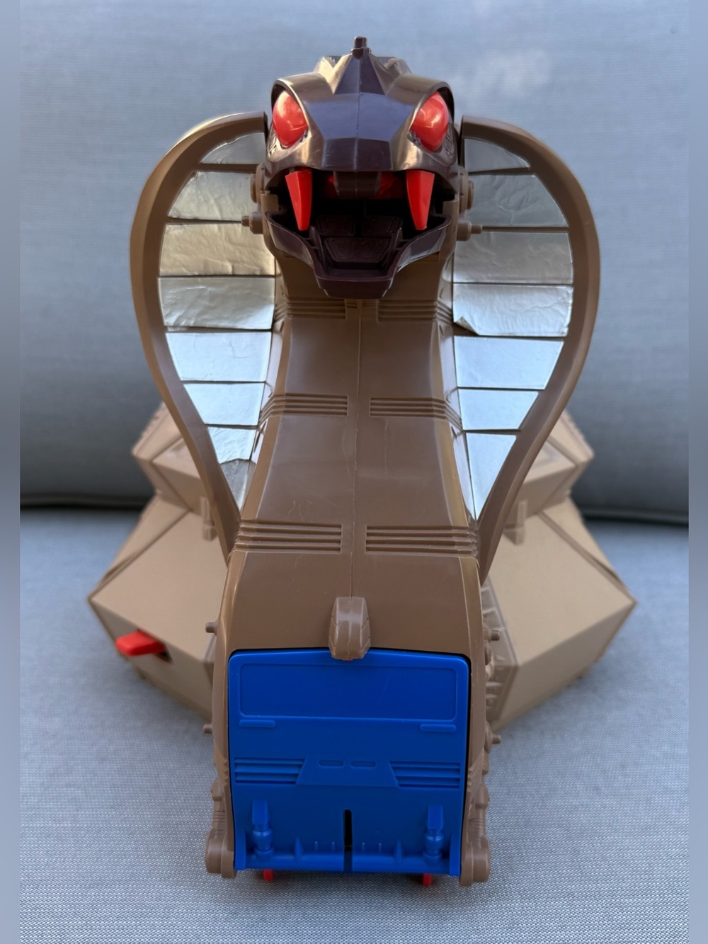 Vintage 1984 Tomy Starriors Armored Battle Station Playset
